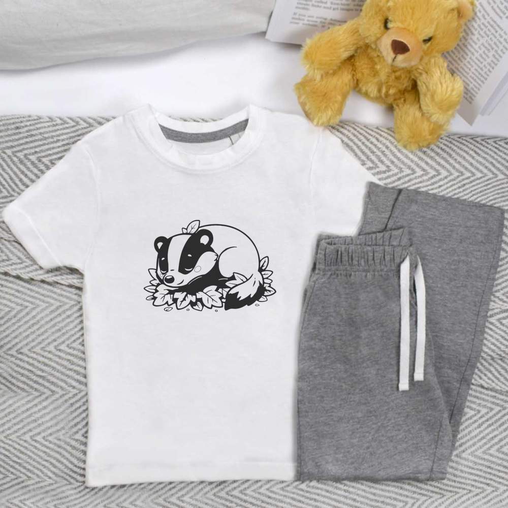 Kinder Nachtwäsche-/Pyjama-Set "Sleepy Badger" (KP056699) - Bild 10 von 10