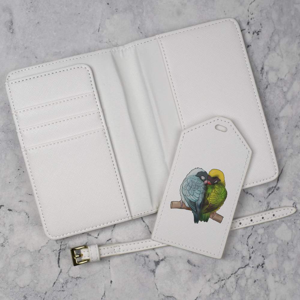 azeeda/PA/PASSPORTSETWHT/PA00015342_05