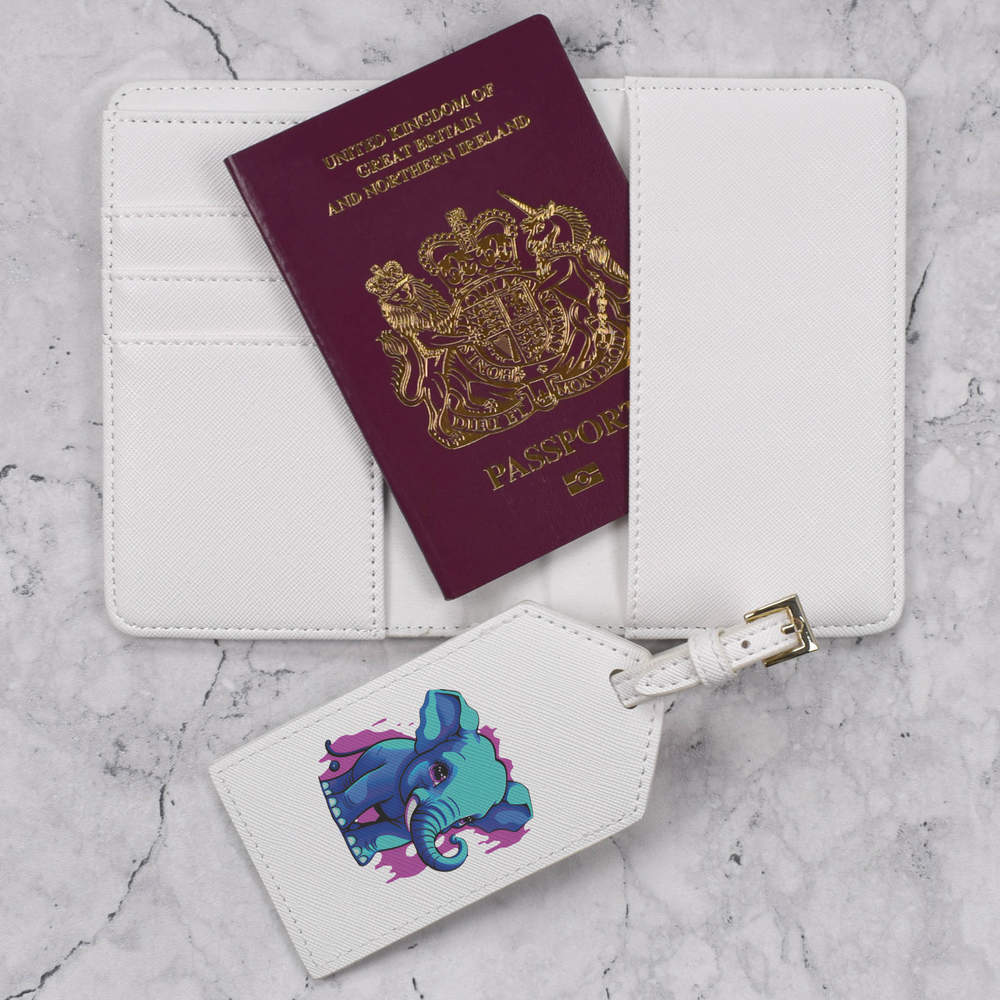 azeeda/PA/PASSPORTSETWHT/PA00026011_03