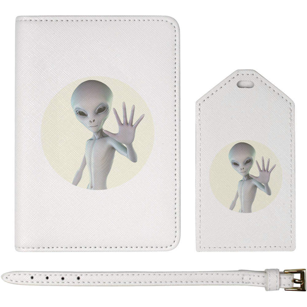 'Alien Waving ' Passport Cover & Luggage Tag Travel Set (PA00038162)