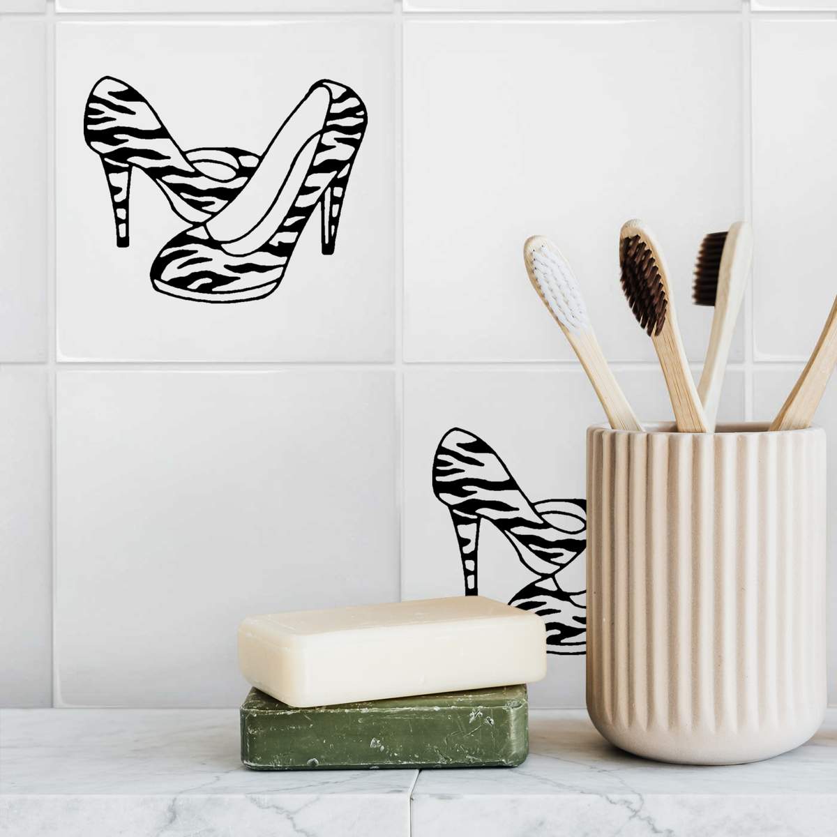 azeeda/TD/TILEWHT108X108/TD00016943_02